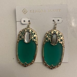 Kendra Scott Deva earrings